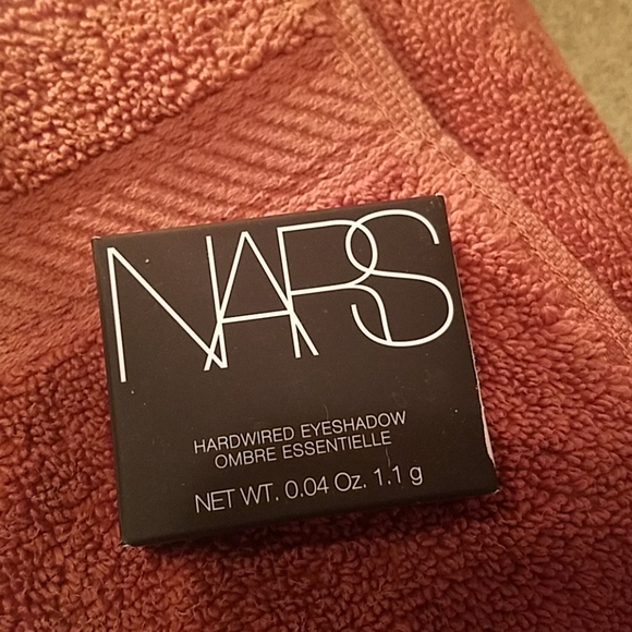 NARS,  OFRA, Age Beauty eye shadows - Picture 3 of 6
